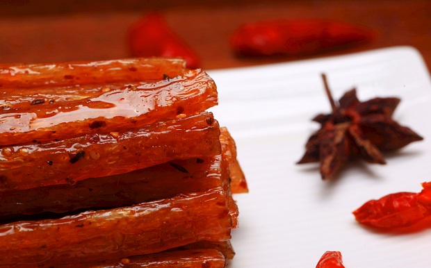 網(wǎng)紅食品為何頻頻“塌房”？別低頭，小心“皇冠”會(huì)掉